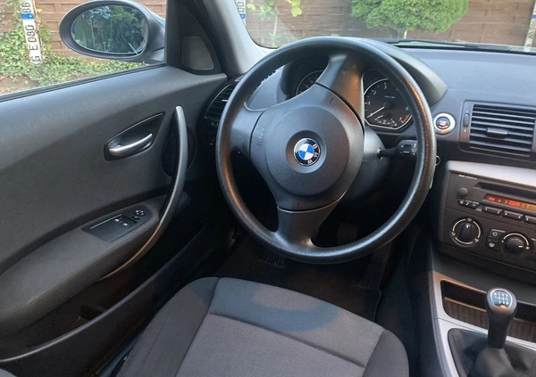BMW Seria 1 cena 16900 przebieg: 175000, rok produkcji 2006 z Tarczyn małe 704